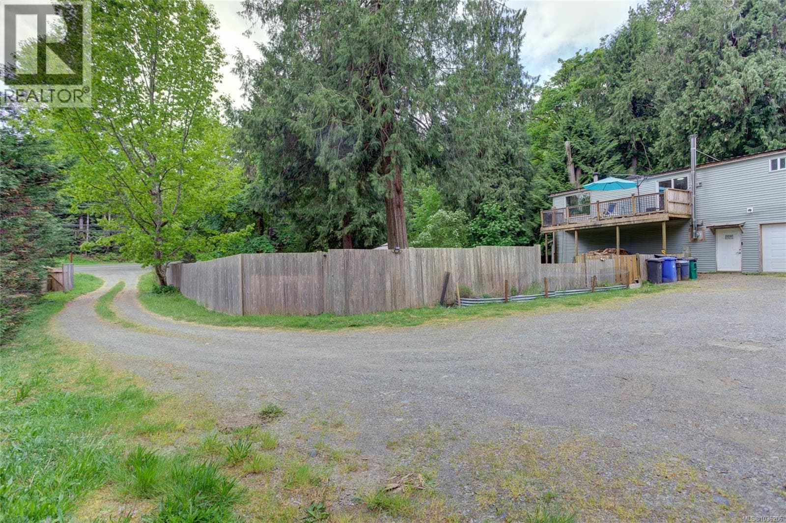 4547 COWICHAN LAKE ROAD, Vancouver Island — photo 3