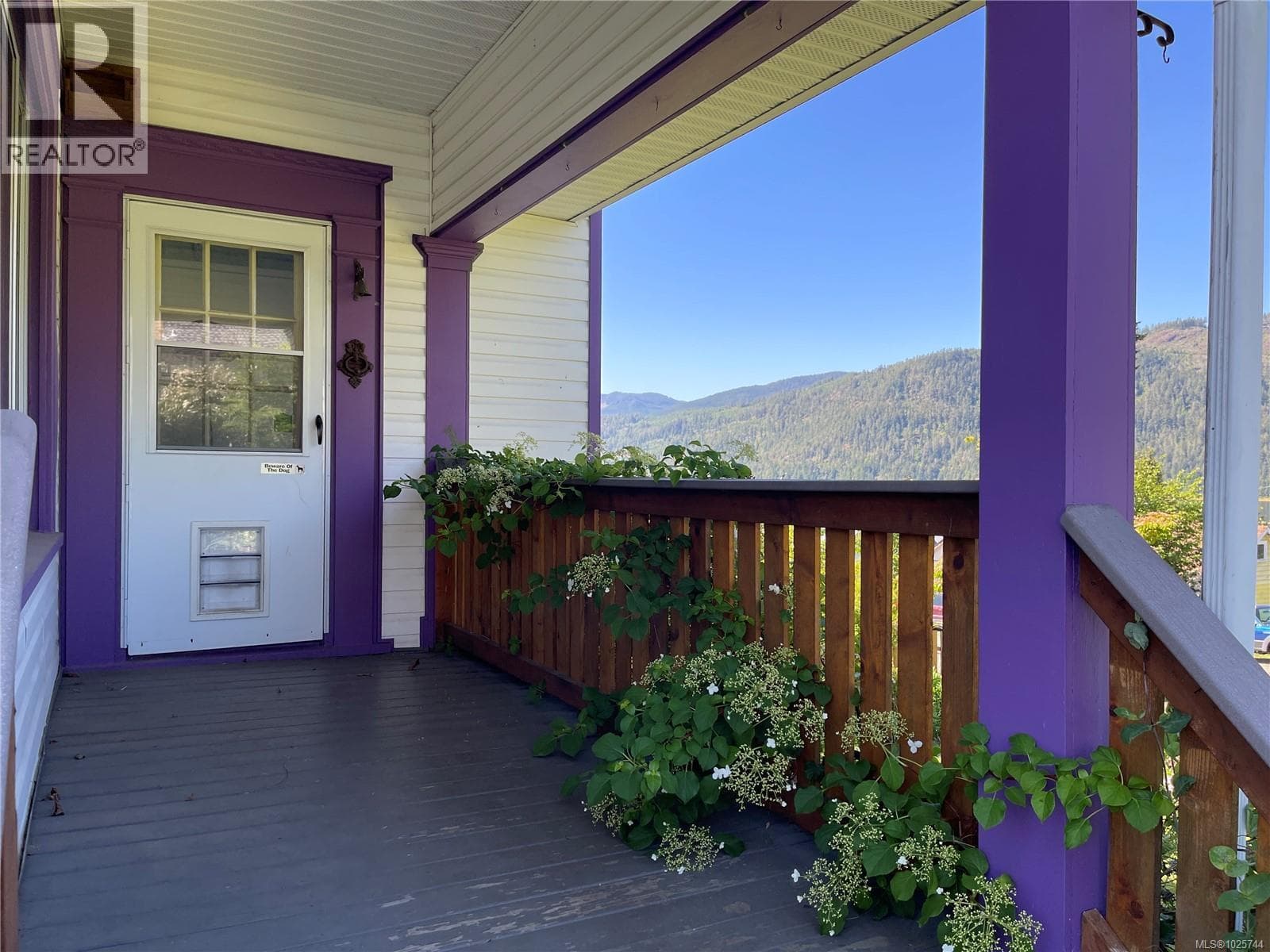 2629 2nd Ave, Vancouver Island — photo 3