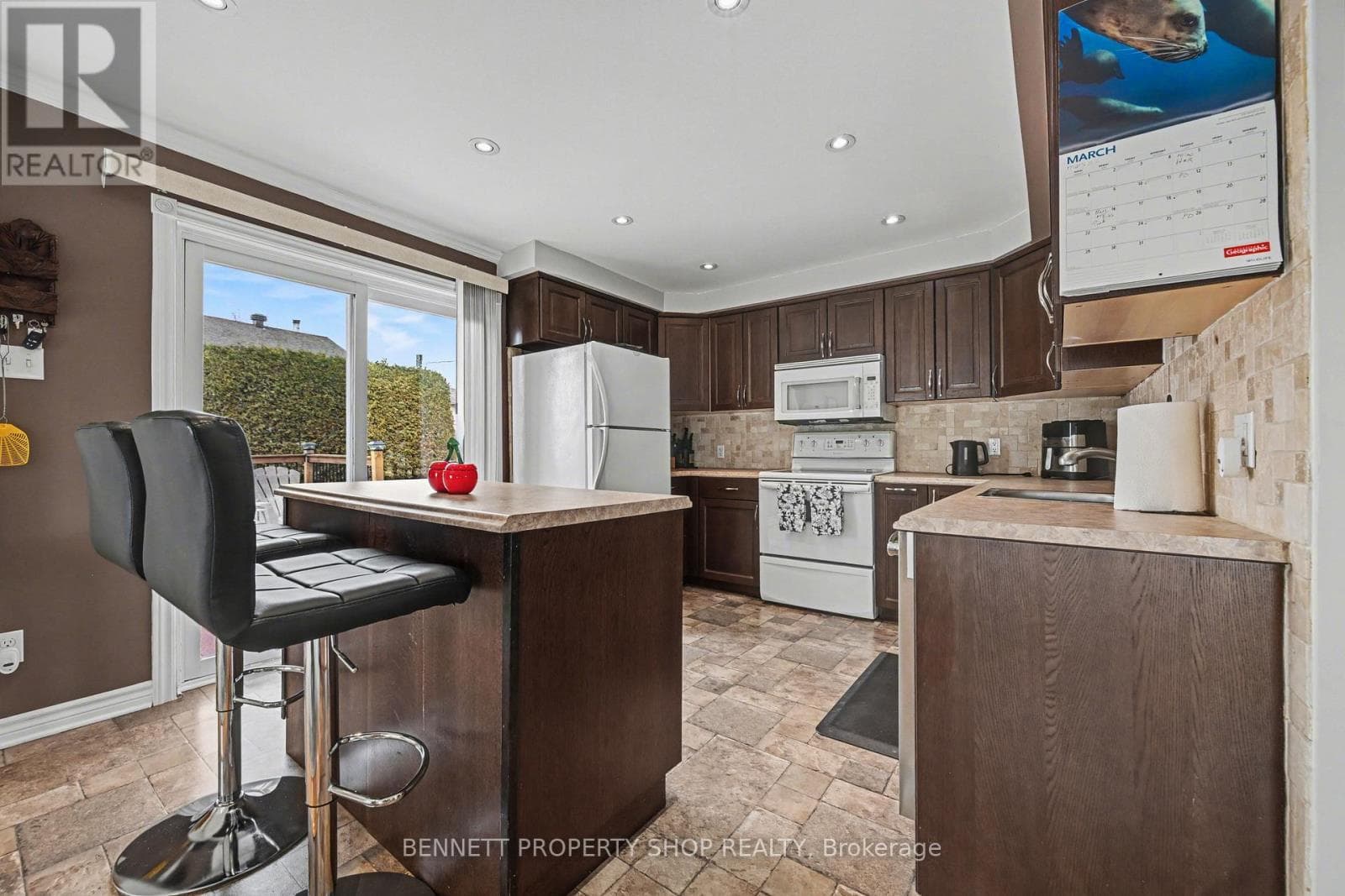 143 RATHWELL SHORE ROAD, Ottawa — photo 5