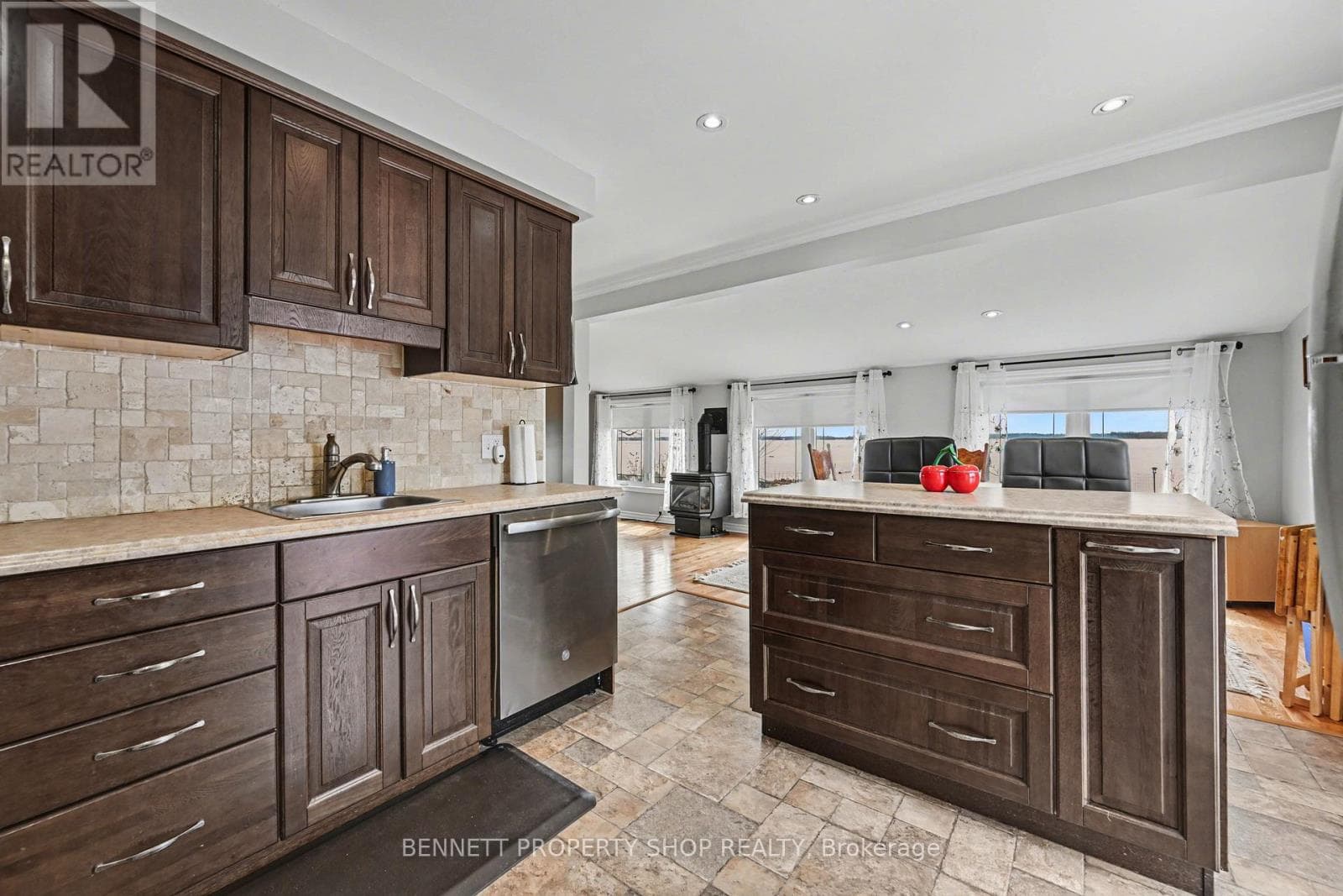 143 RATHWELL SHORE ROAD, Ottawa — photo 4