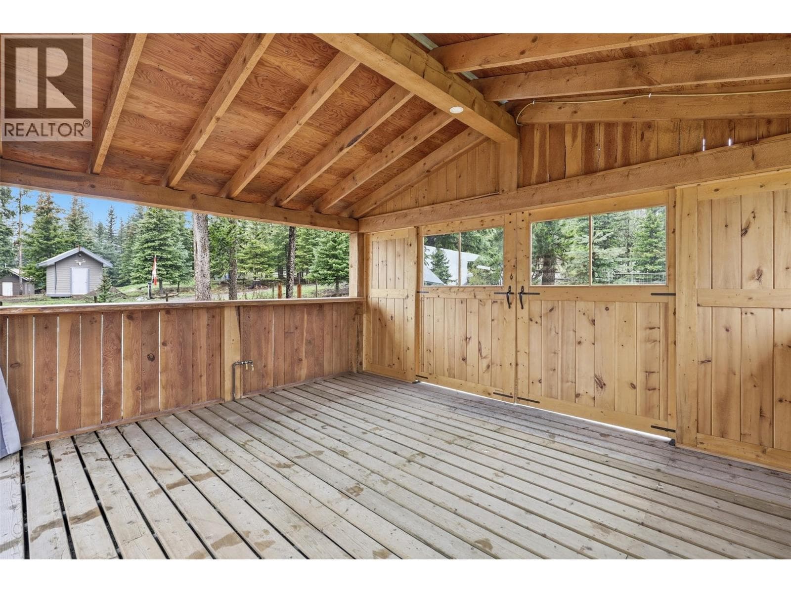4761 ATWATER ROAD, Interior REALTORS® — photo 5