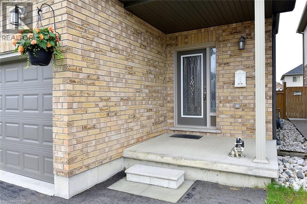 111 FESTIVAL WAY, Cornerstone — photo 2