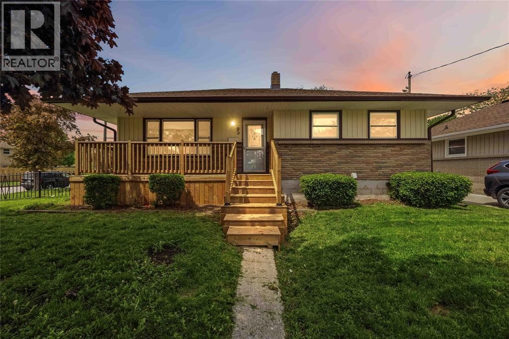 5 ABERDEEN AVENUE, Sarnia — photo 2