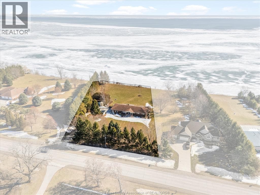 7150 Talbot TRAIL, Windsor — photo 3