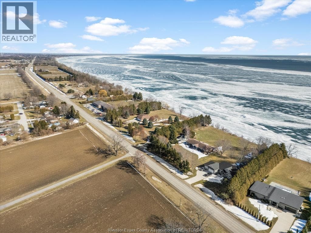 7150 Talbot TRAIL, Windsor — photo 4
