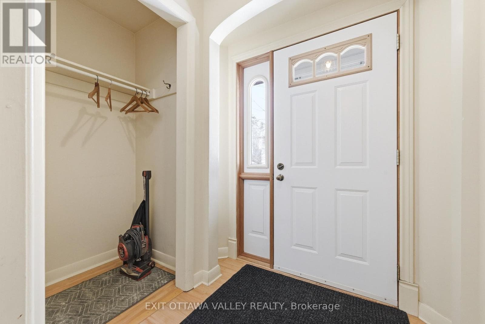 22 CABOT PLACE, Renfrew County — photo 5