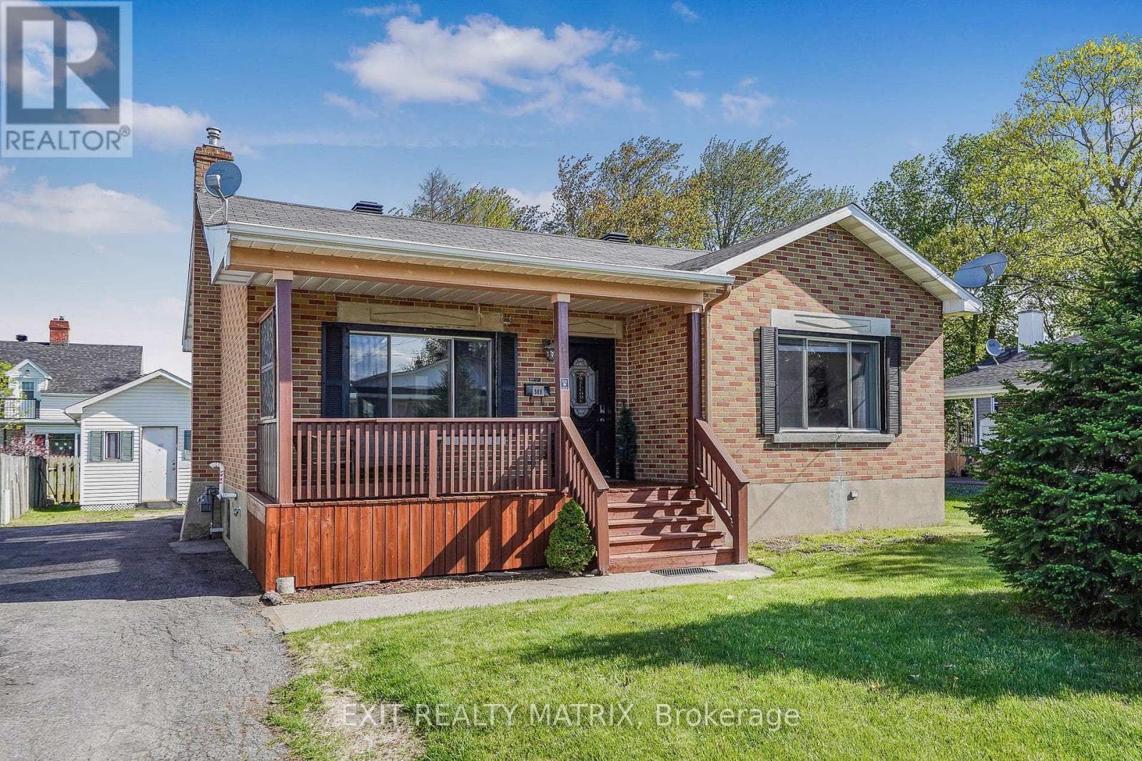 589 LAFLECHE ROAD in 