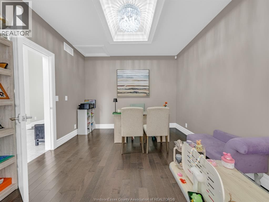 31 Heathview Trail, Windsor — photo 4