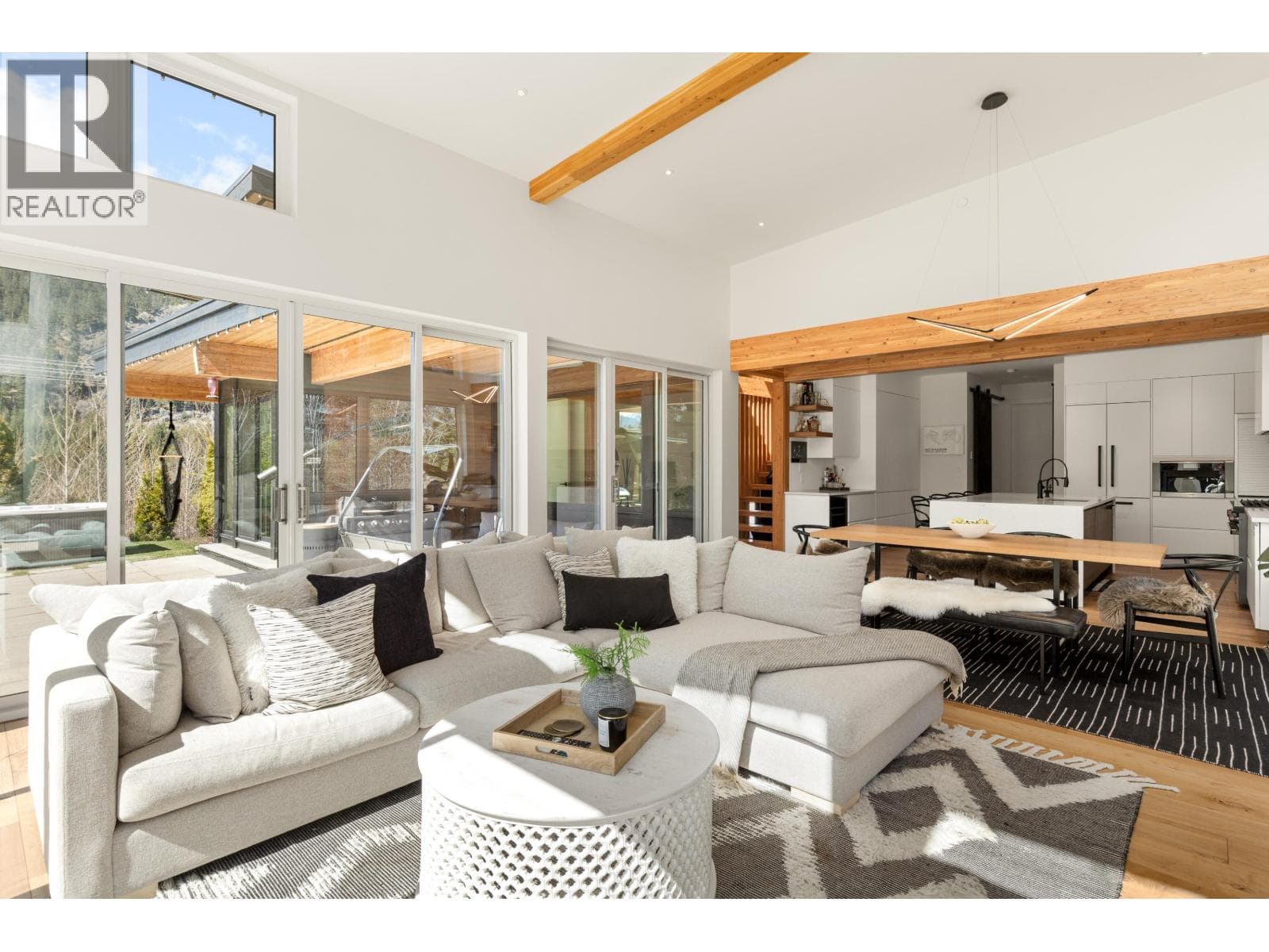 9149 WEDGE CREEK RISE, Greater Vancouver — photo 2