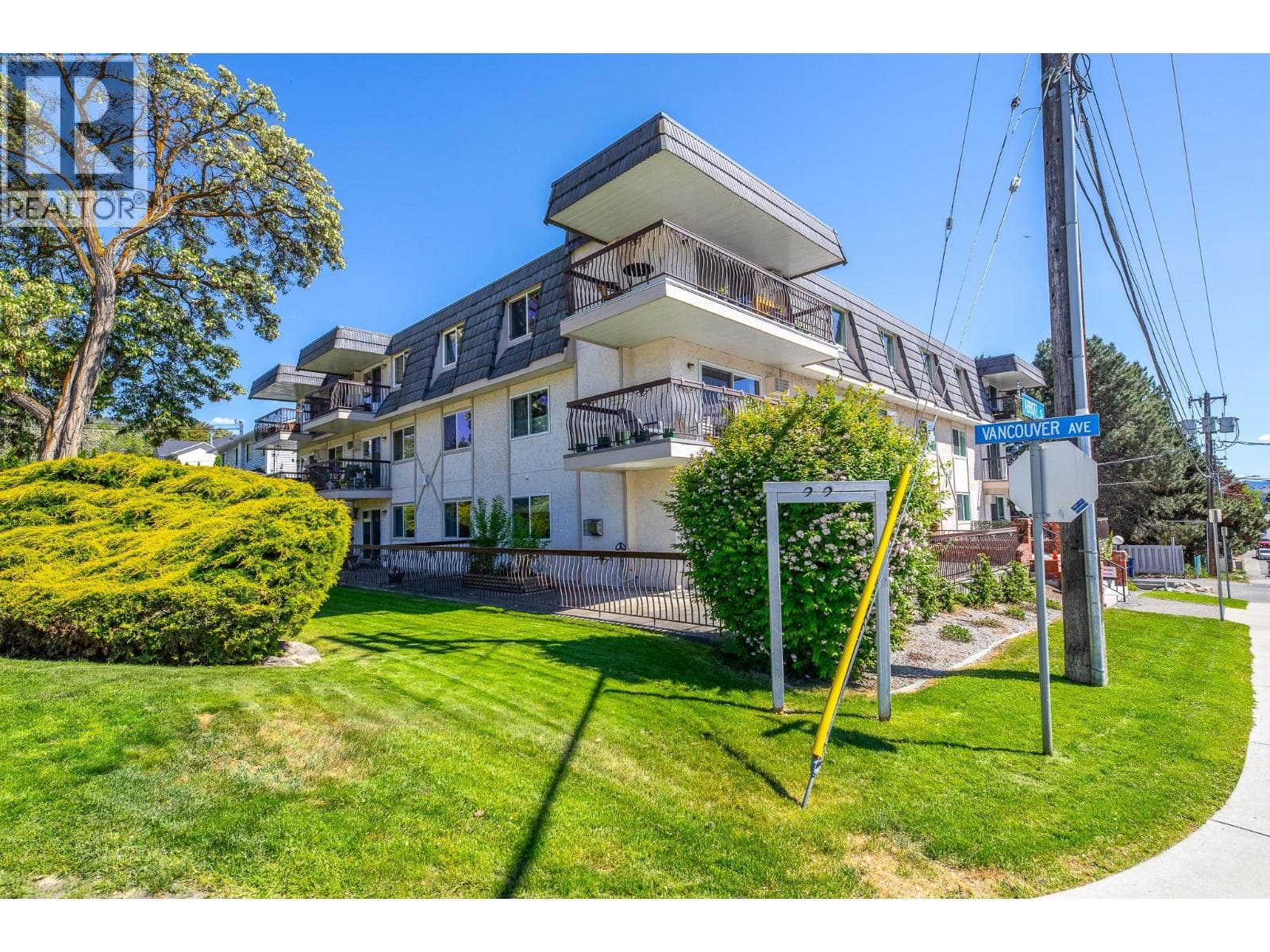 22 Abbott Street Unit# 203 in 