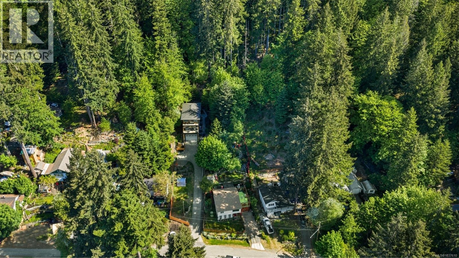 10379 Arbutus Rd, Vancouver Island — photo 2