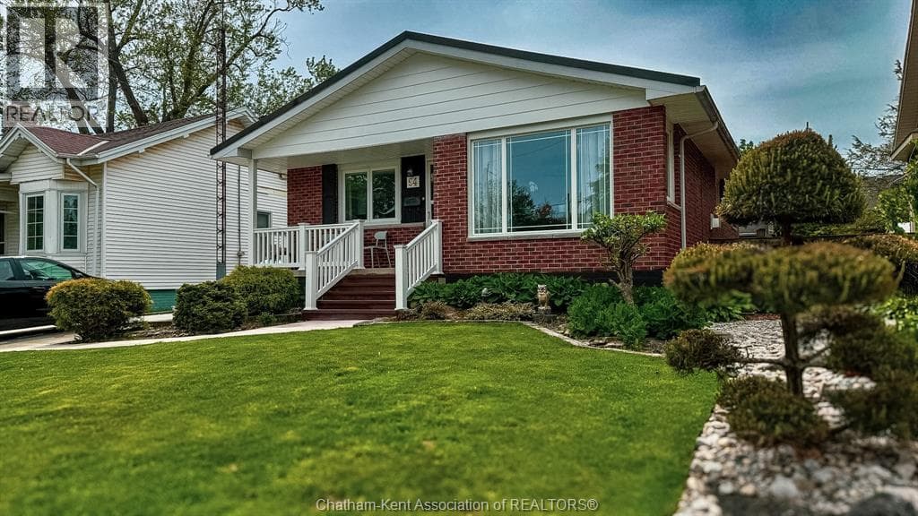 94 Stanley AVENUE in 