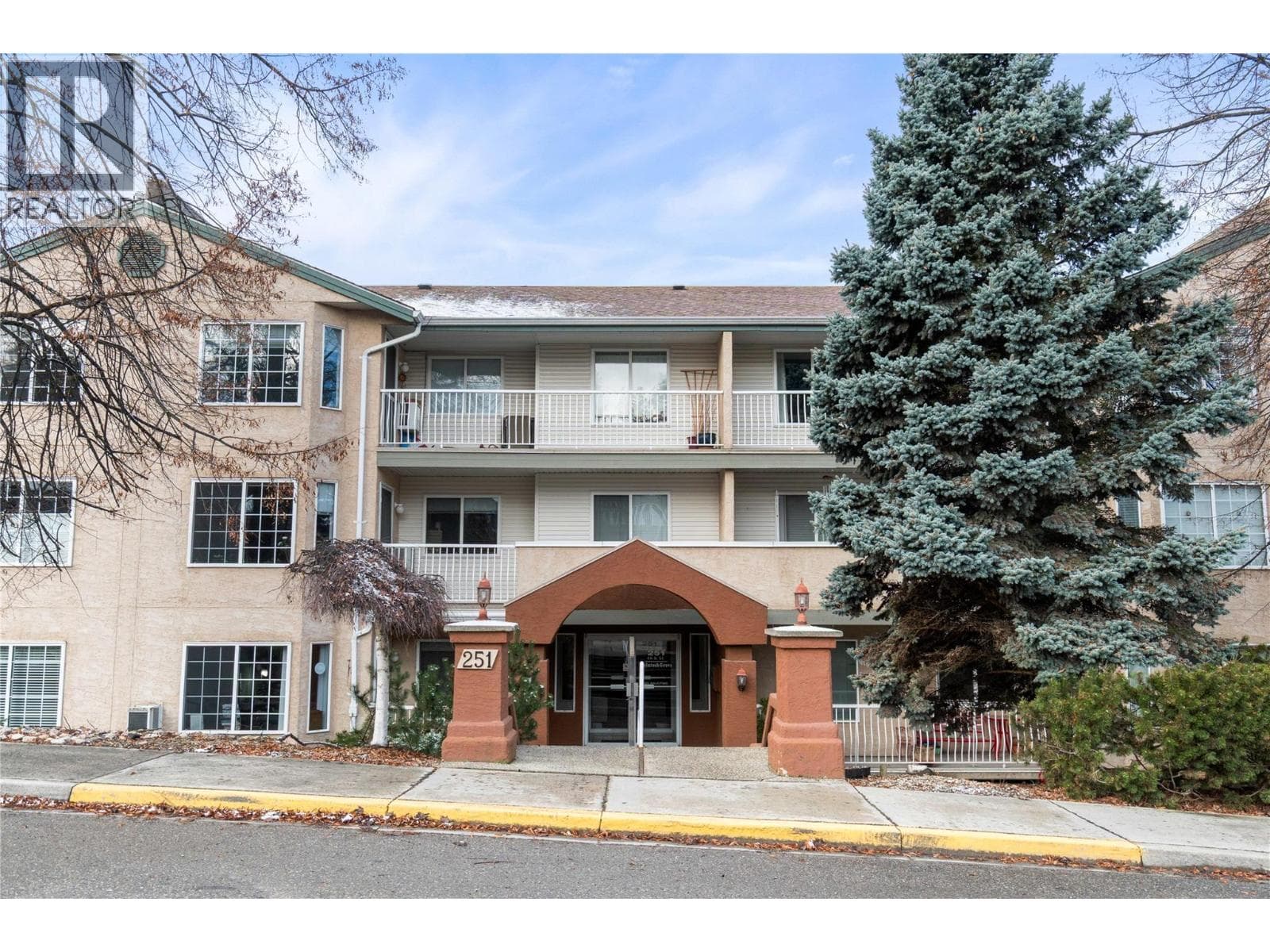 251 6 Street SE Unit# 306 in 