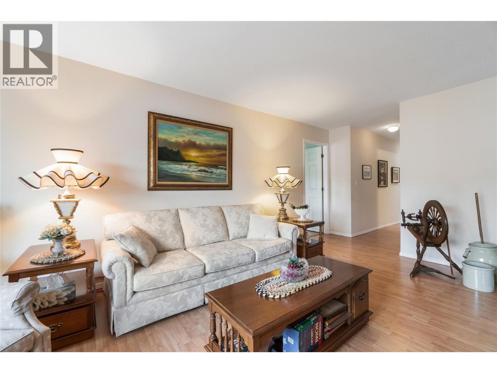 251 6 Street SE Unit# 306, Interior REALTORS® — photo 4