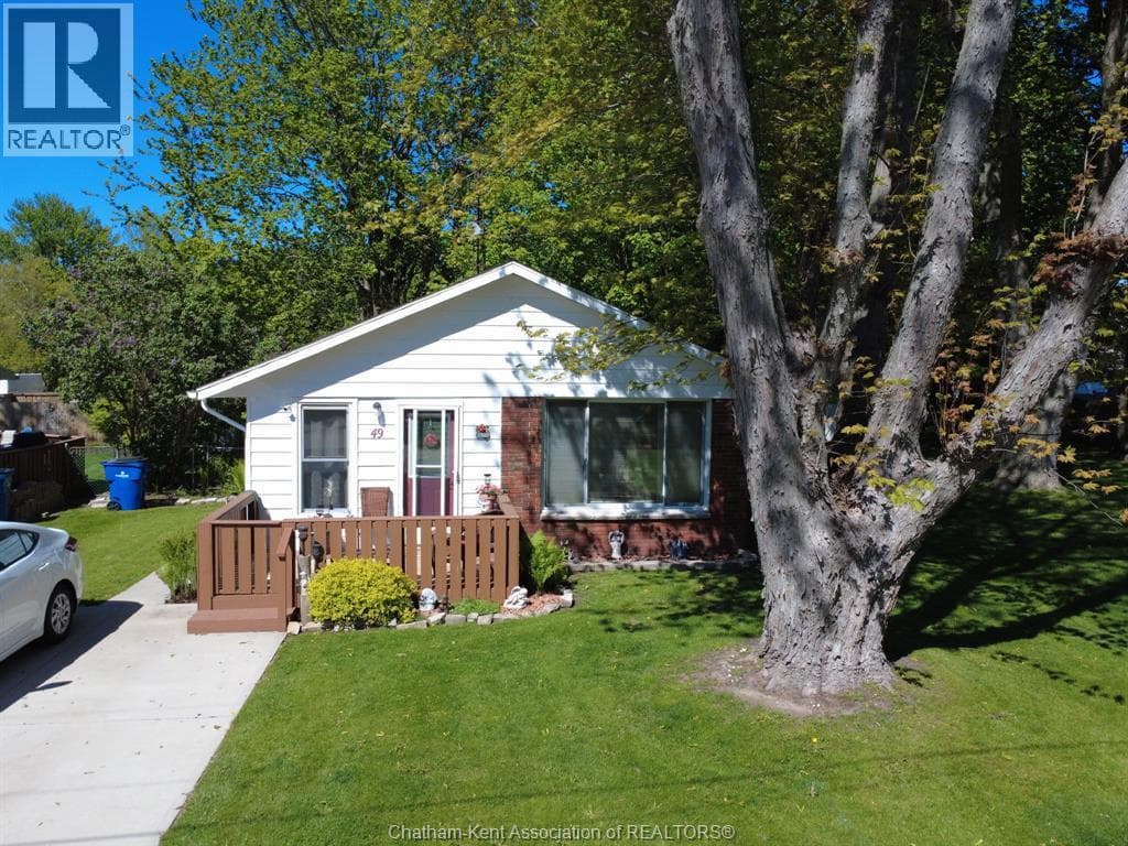 49 William STREET South, Chatham Kent — photo 5