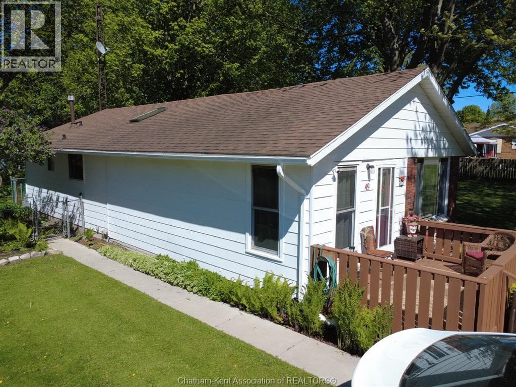 49 William STREET South, Chatham Kent — photo 3
