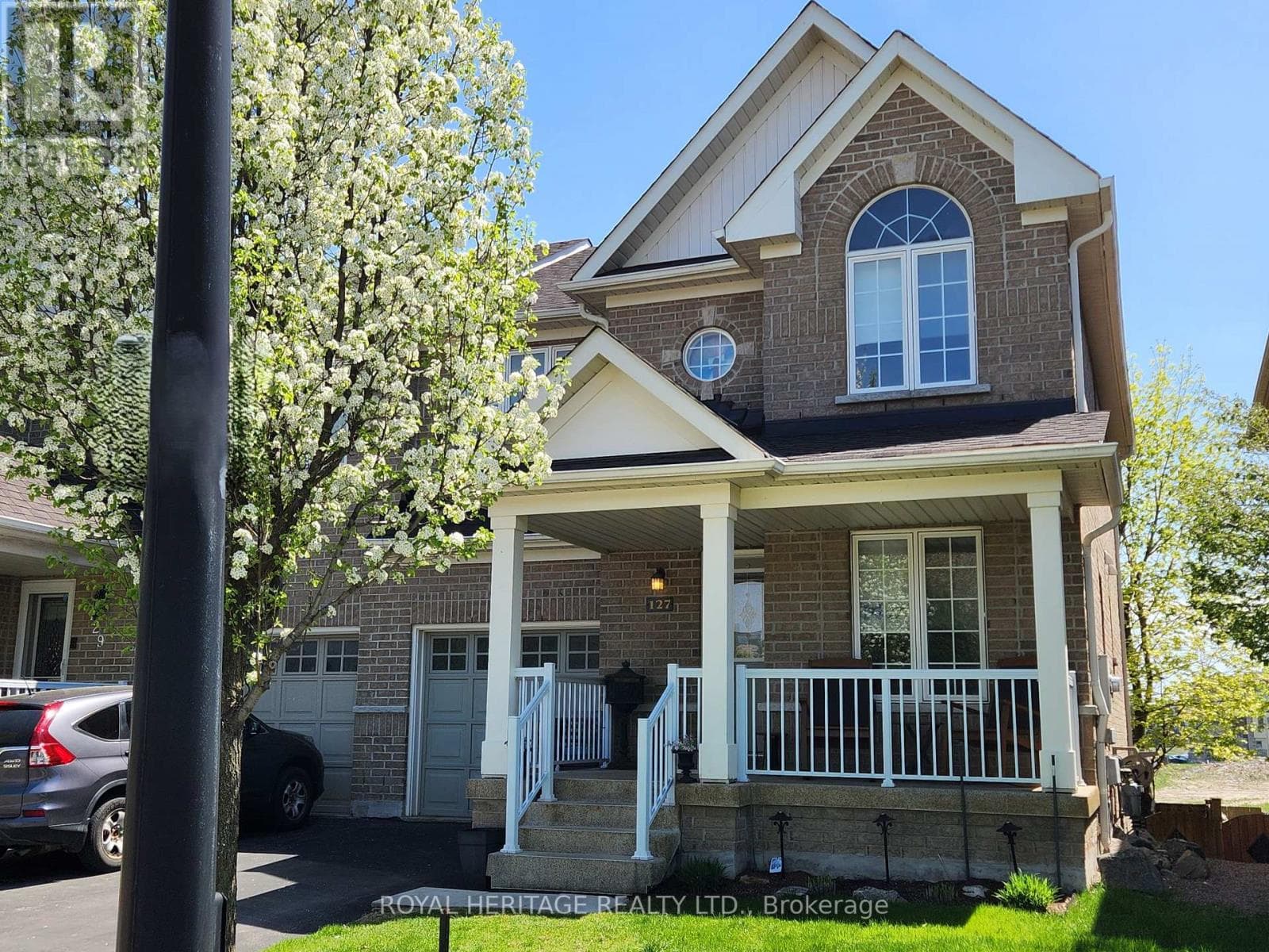 127 KNAPTON DRIVE in Newmarket North West