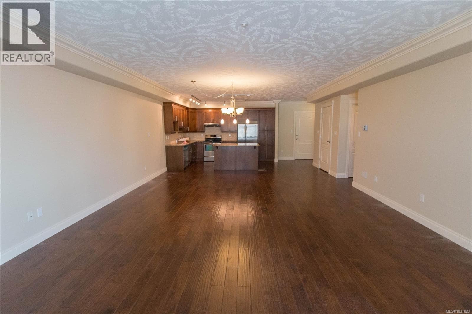 636 3666 Royal Vista Way, Vancouver Island — photo 4