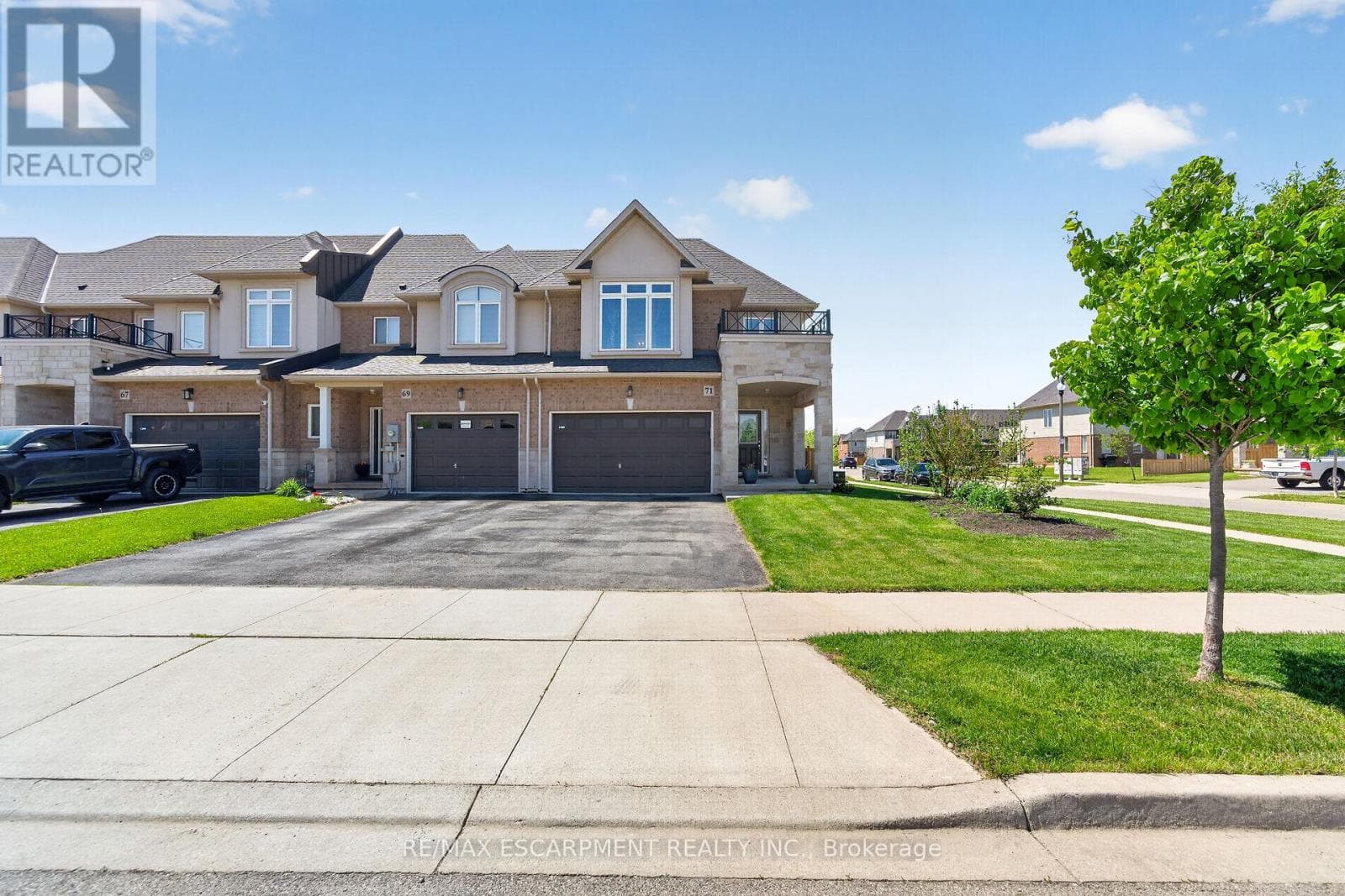 71 FOOTHILLS LANE in Industrial