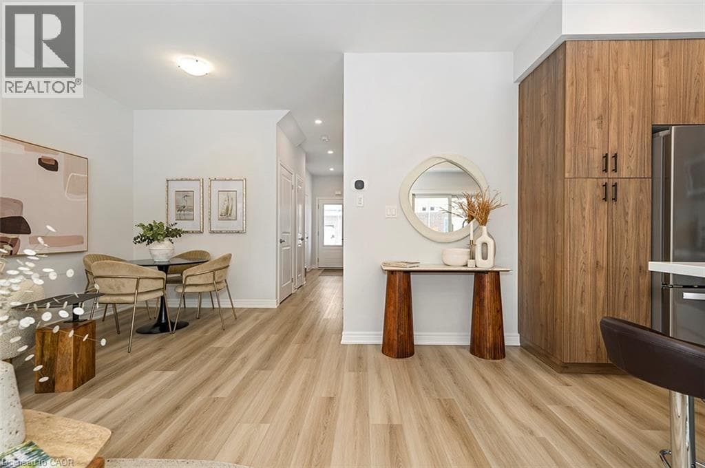 205 THAMES Way Unit# 8, Cornerstone — photo 4