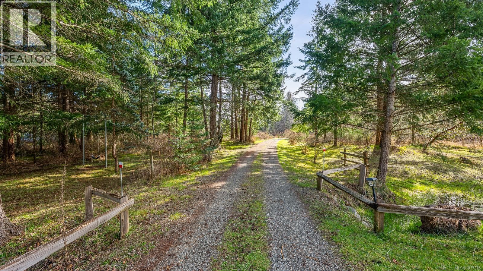 2187 May Rd, Vancouver Island — photo 3
