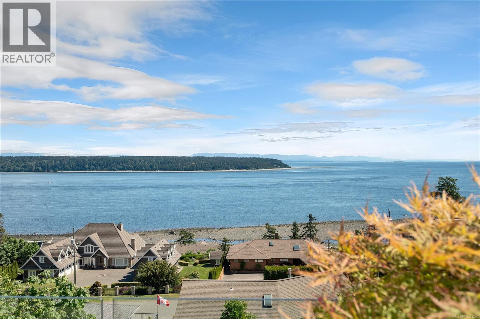 589 Galerno Rd, Vancouver Island — photo 2
