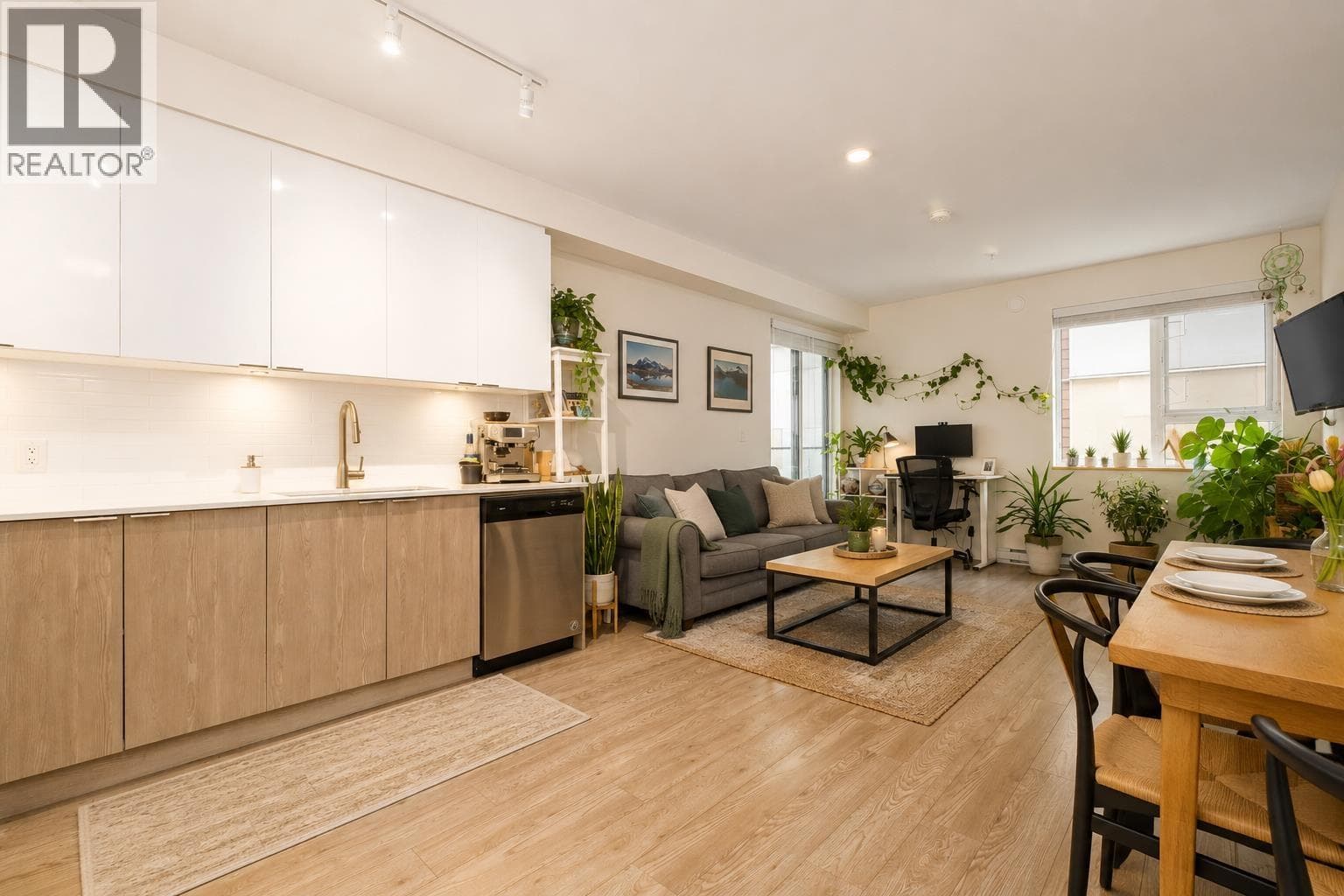 302 37881 CLEVELAND AVENUE, Greater Vancouver — photo 3