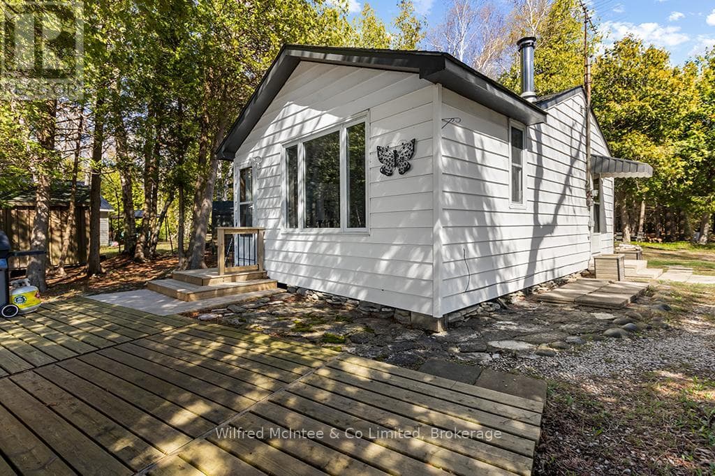 917 BRUCE ROAD 13, OnePoint — photo 4