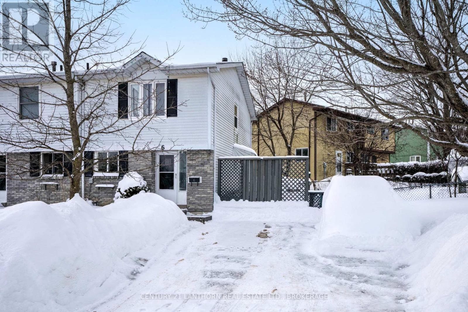 6 WOODSTONE CRESCENT, Kingston — photo 4