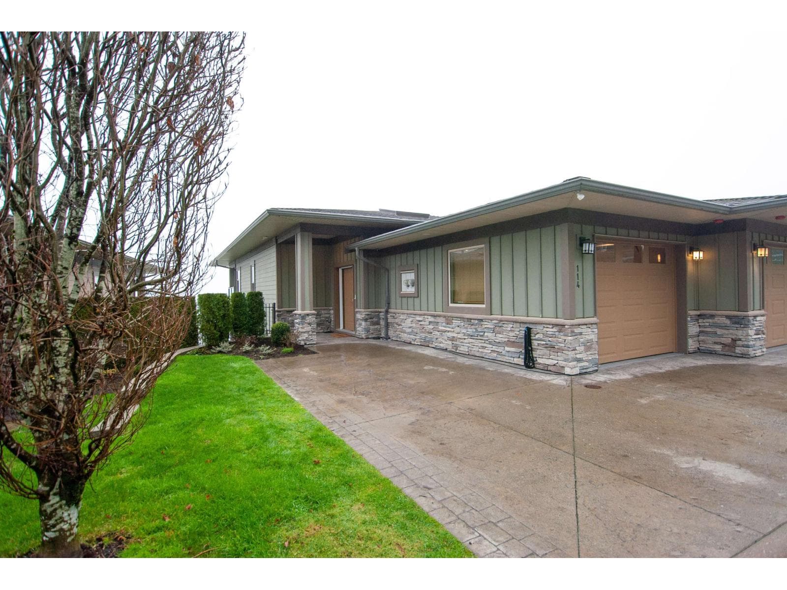 114 51096 FALLS COURT, Eastern Hillsides in Eastern Hillsides