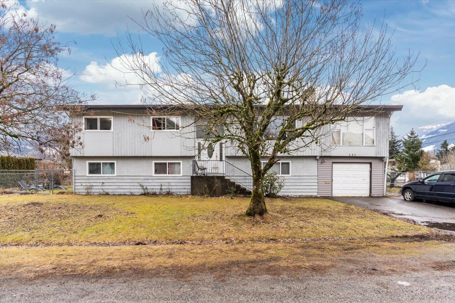 385 3RD AVENUE, Hope in 