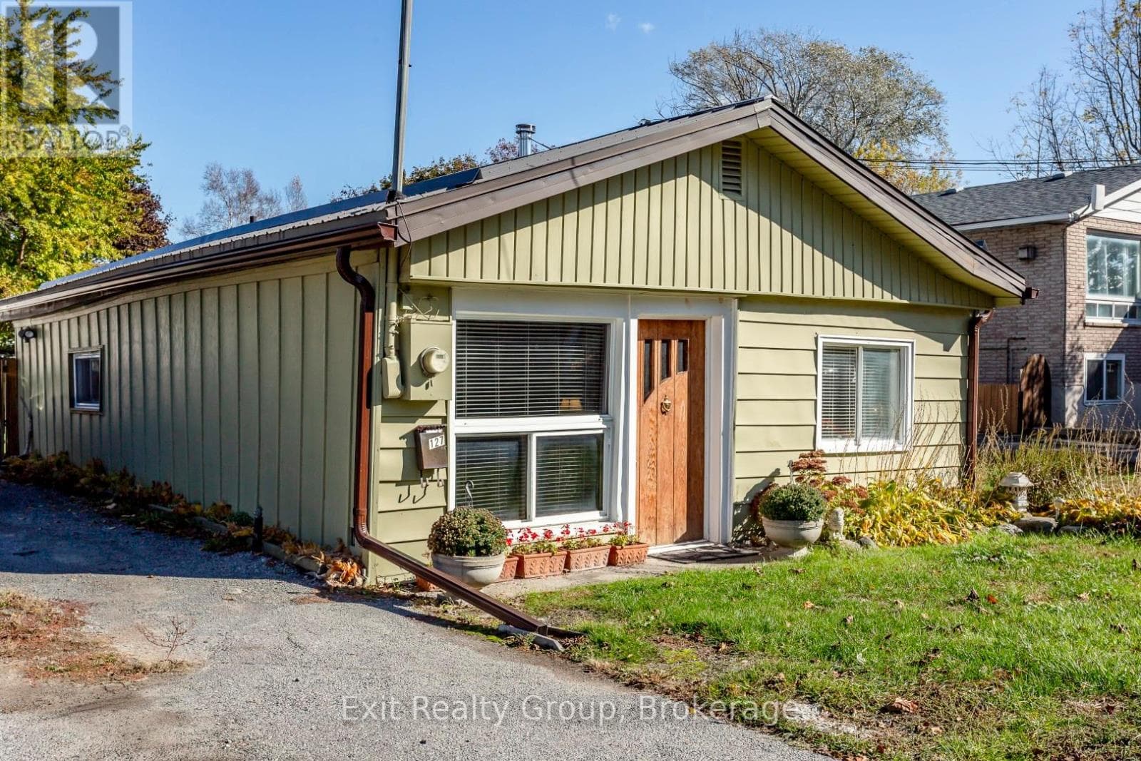 127 LEOPOLD STREET, Central Lakes — photo 3