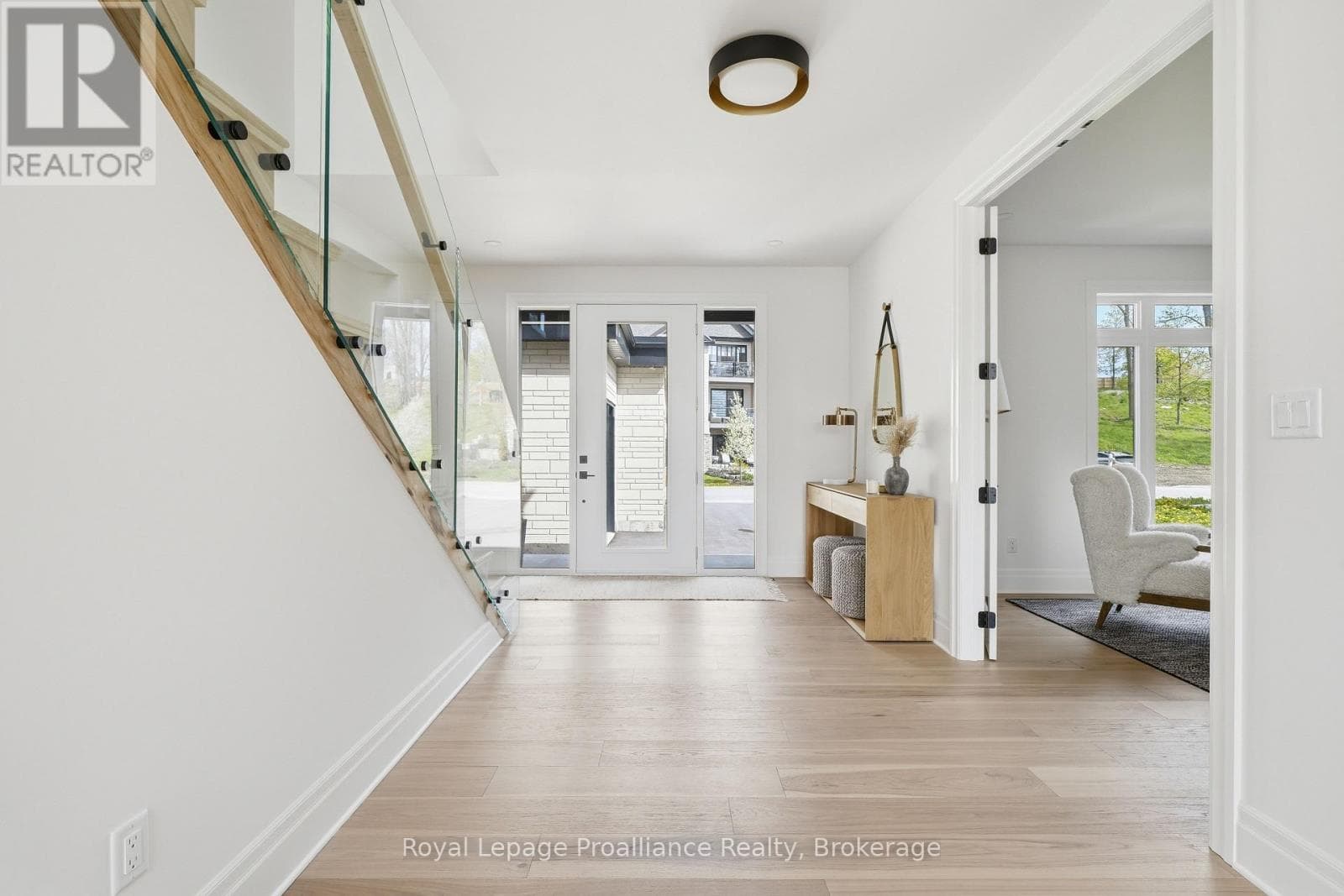 107 VILLENEUVE DRIVE, Central Lakes — photo 3