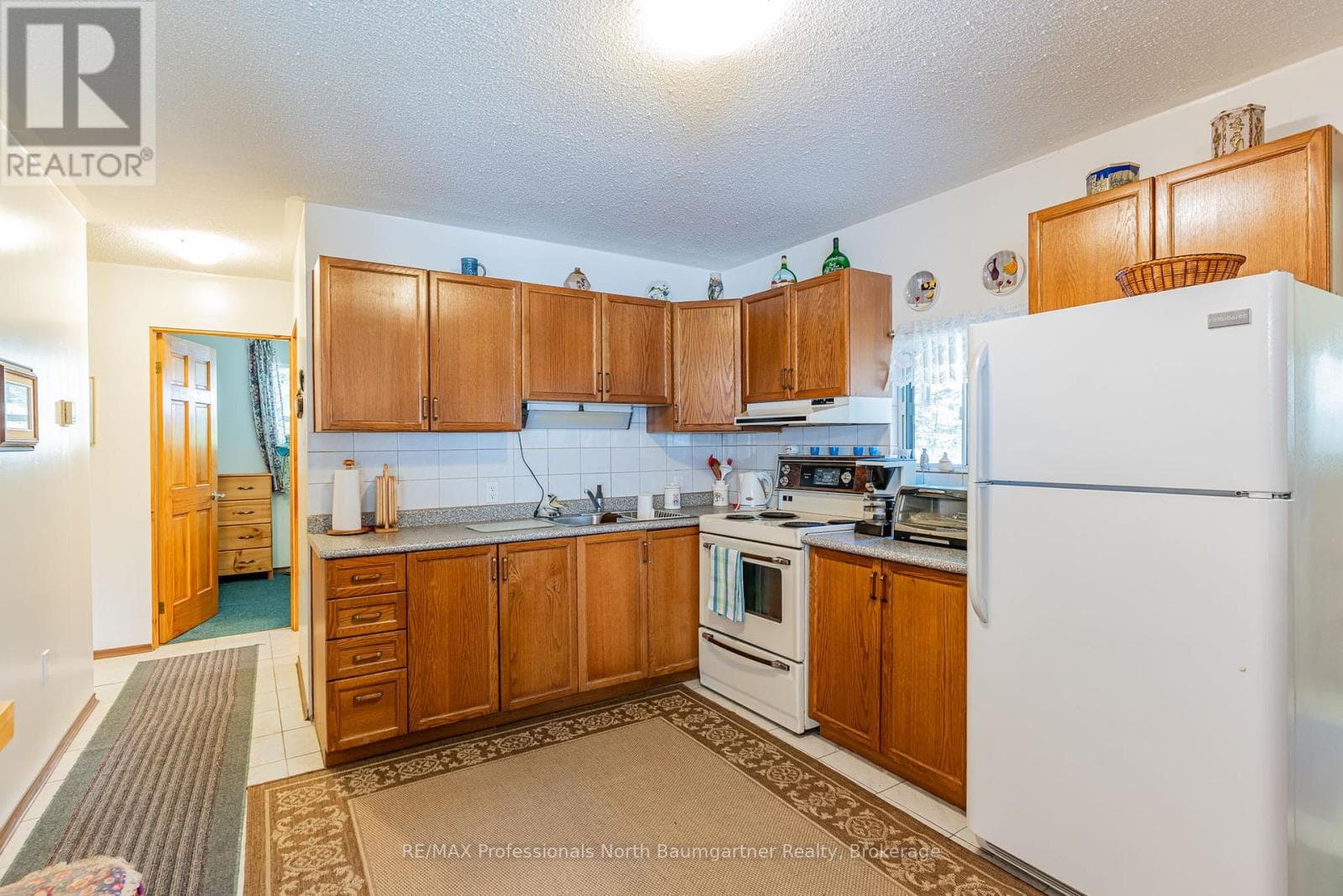 1566 WEST SETTLEMENT ROAD, OnePoint — photo 5