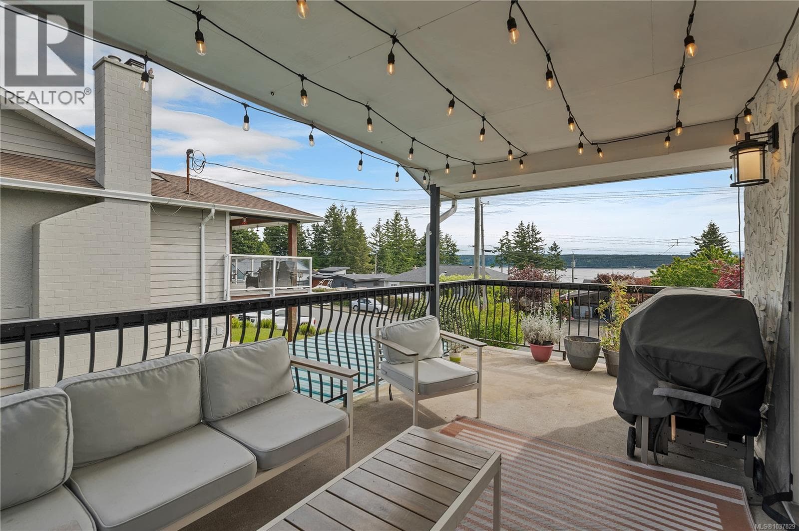 880 Galerno Rd, Vancouver Island — photo 3