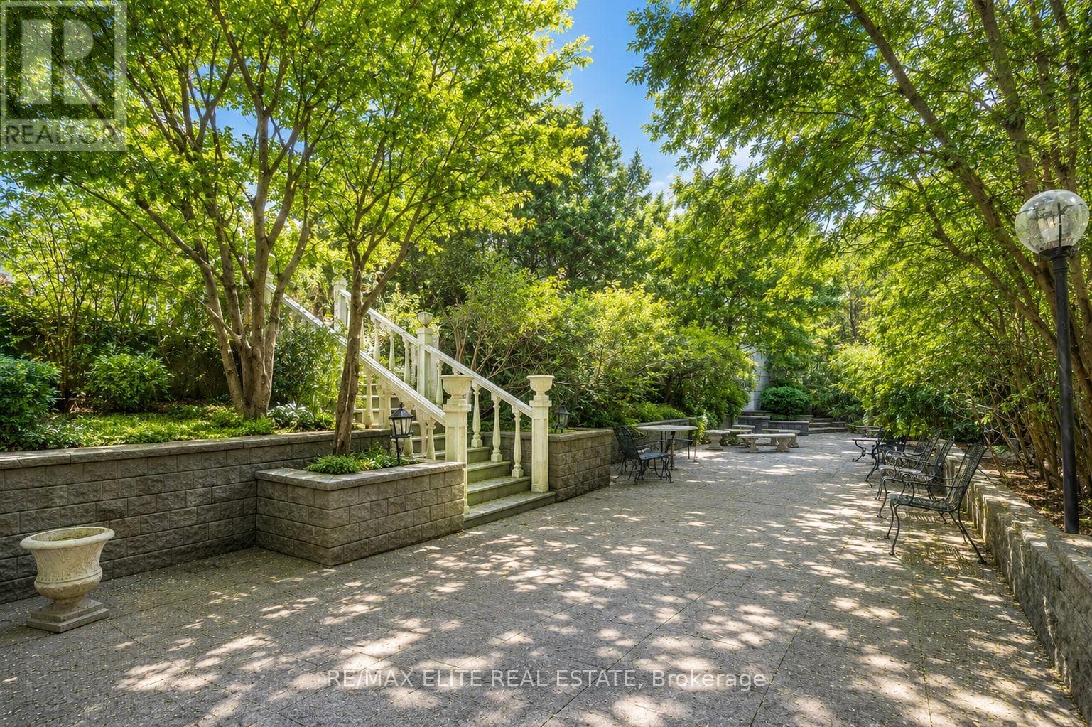 88 OLD COLONY ROAD, Toronto — photo 4