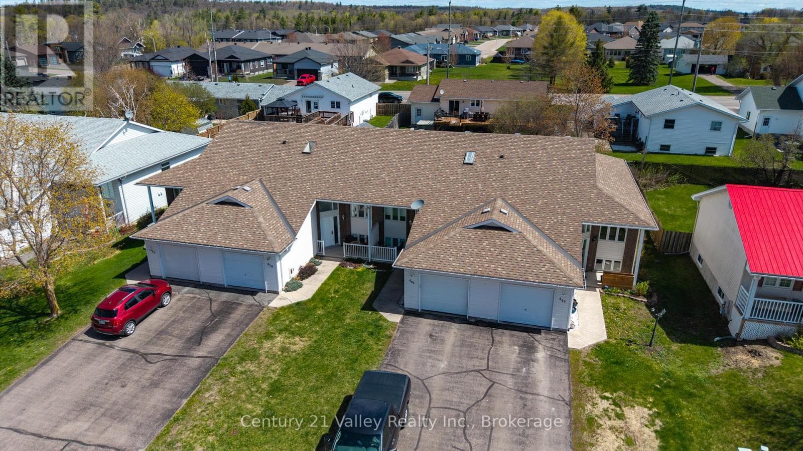 439 MAYHEW STREET, Renfrew County — photo 2
