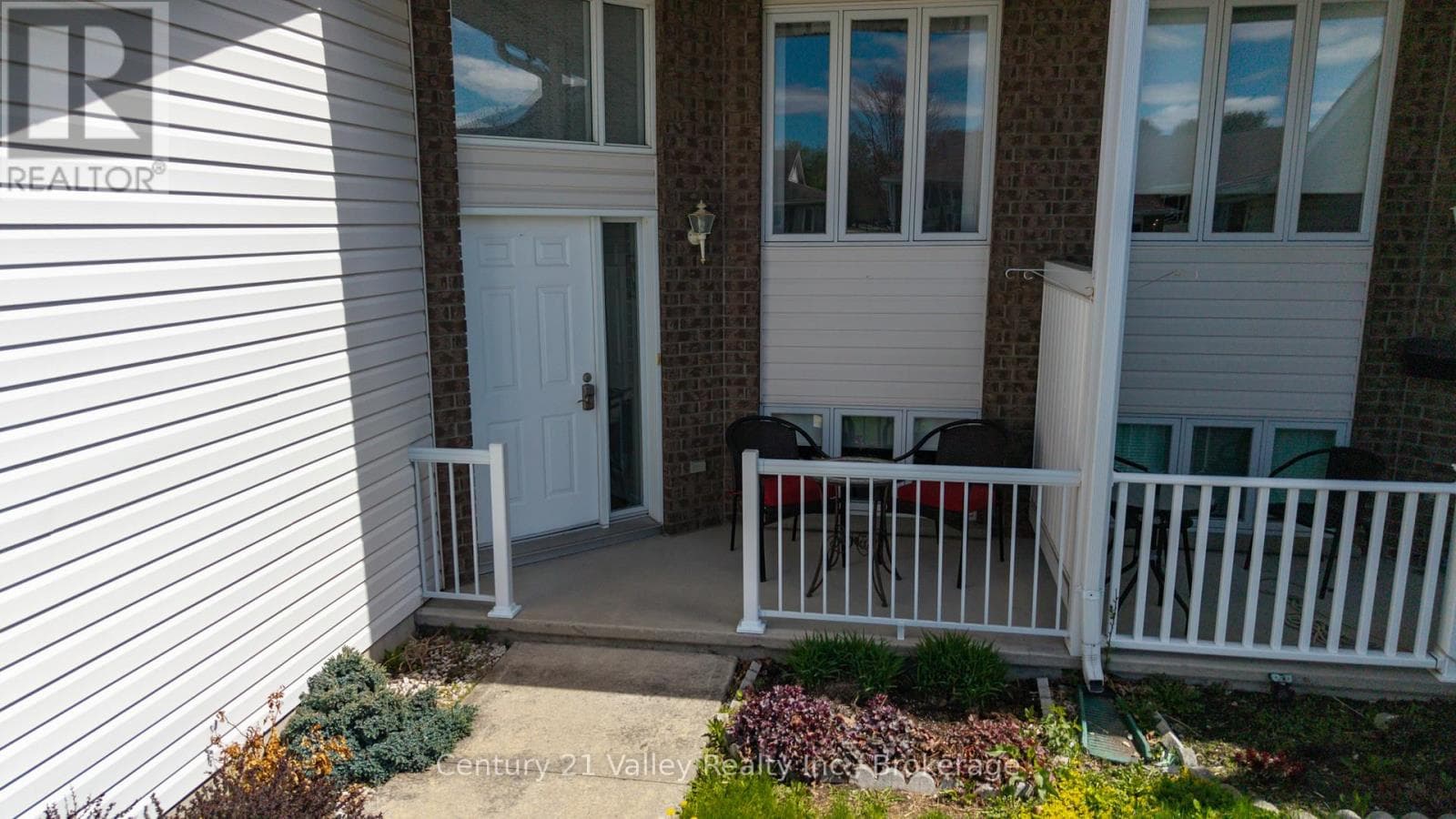 439 MAYHEW STREET, Renfrew County — photo 3