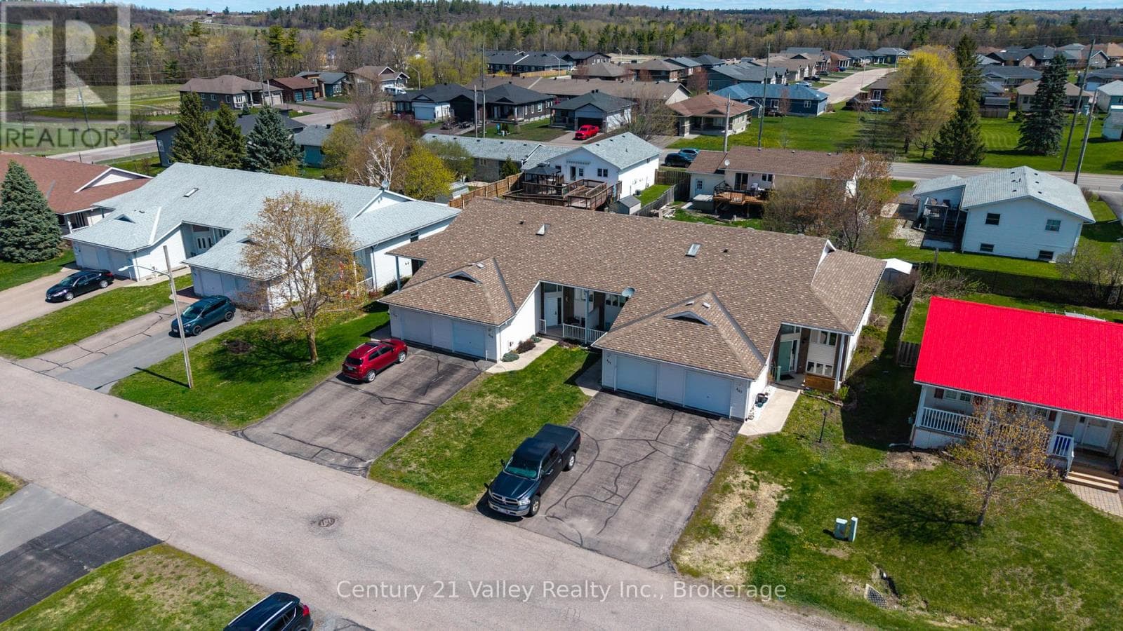 439 MAYHEW STREET, Renfrew County — photo 5