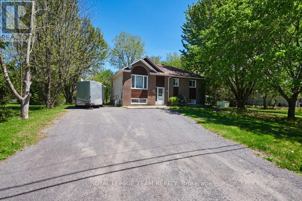 1115 DES CERISIERS STREET, Ottawa — photo 2