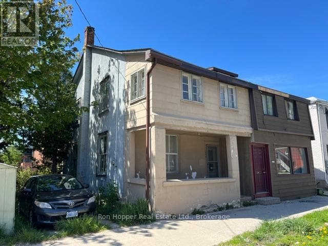 1086 3RD AVENUE E in 