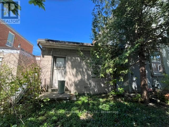 1086 3RD AVENUE E, OnePoint — photo 4