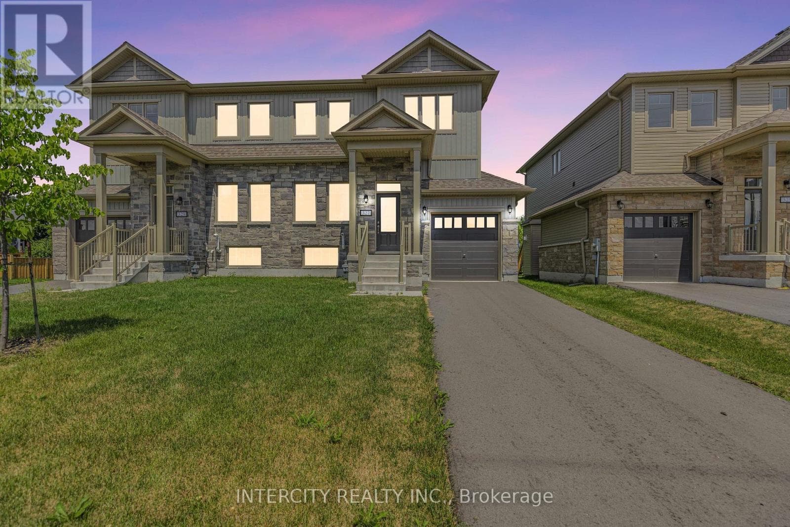 327 QUEBEC STREET in 