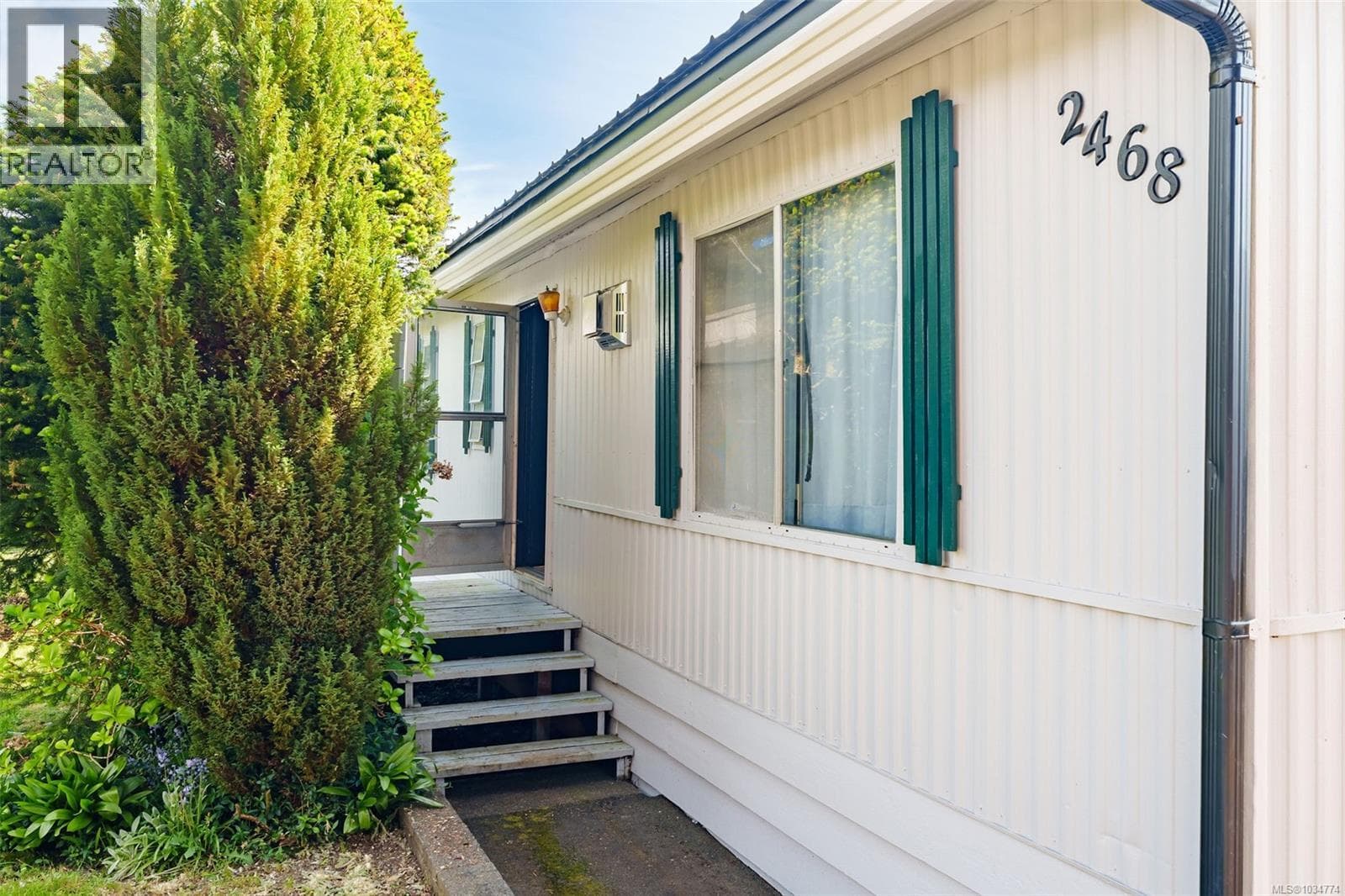 2468 Glenn Pl, Vancouver Island — photo 5