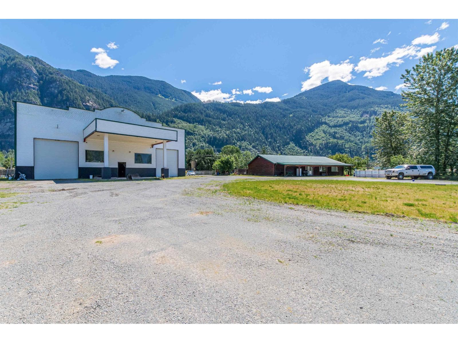 58465 LAIDLAW ROAD, Laidlaw in 