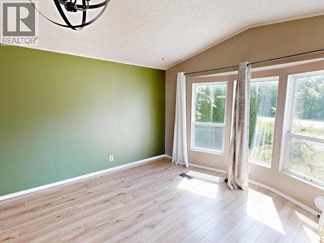 17-9298 WILLIAMS RD, Powell River — photo 2