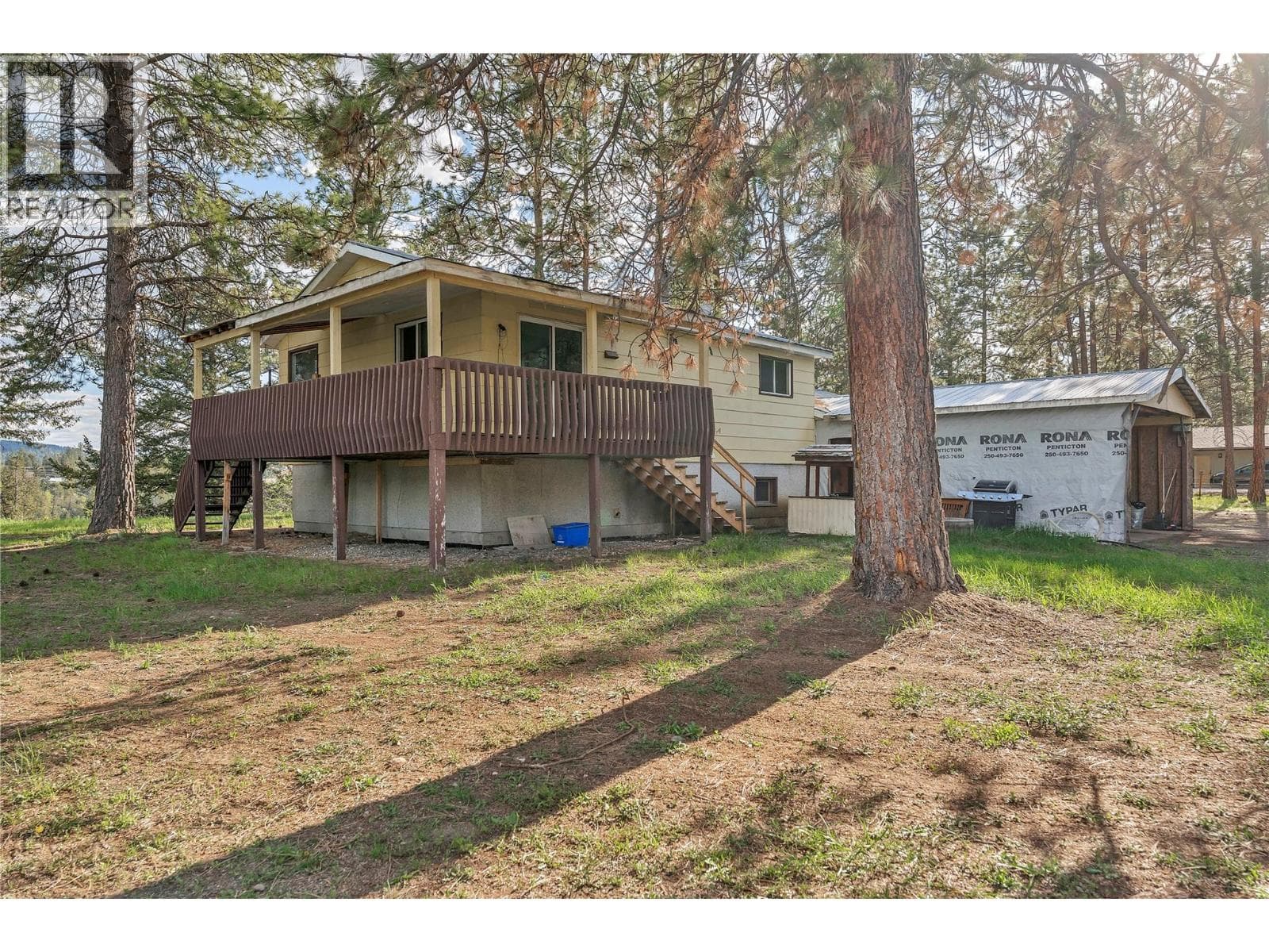 176 Jacobson Rd, Interior REALTORS® — photo 2