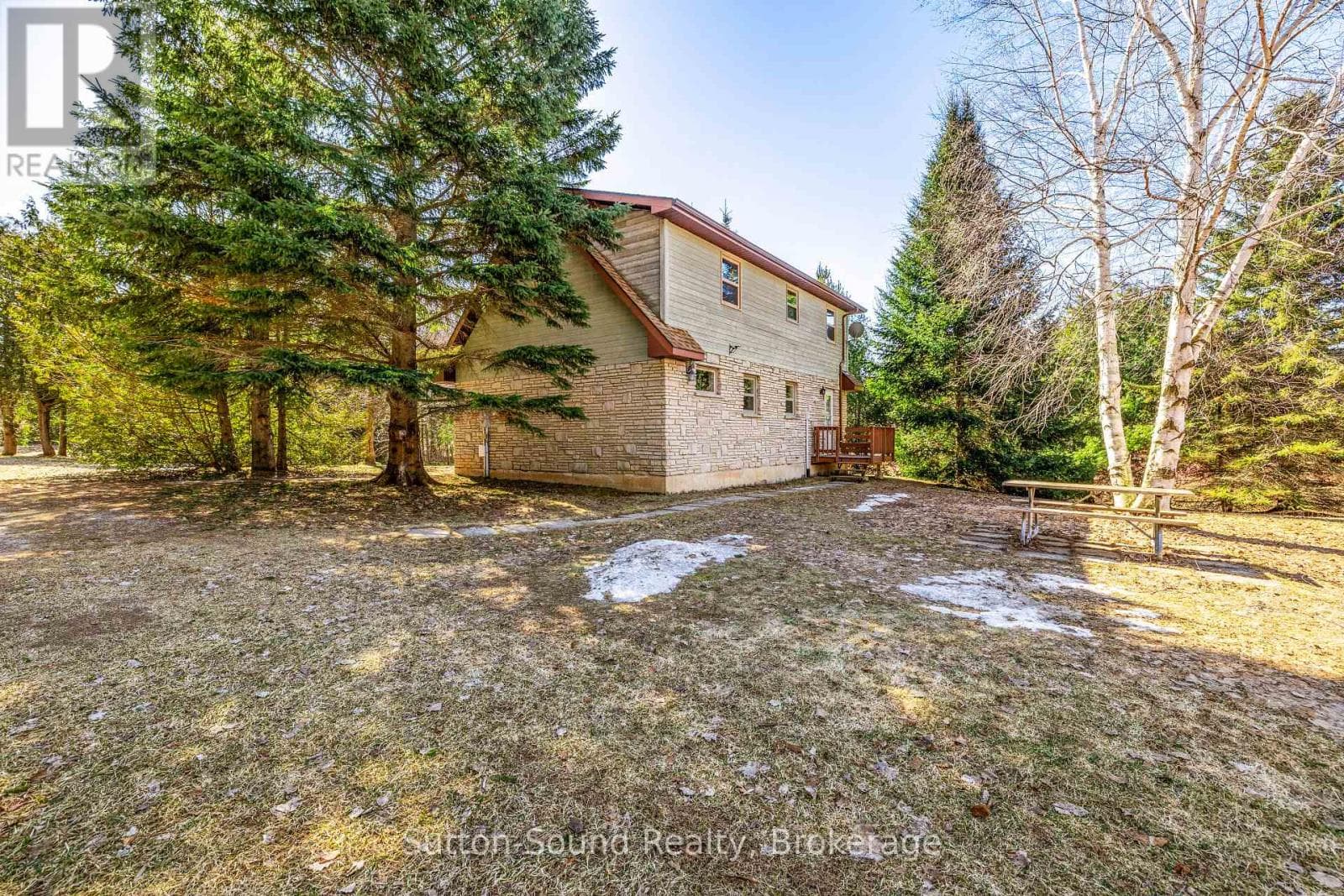 350222 BAYSHORE ROAD in 