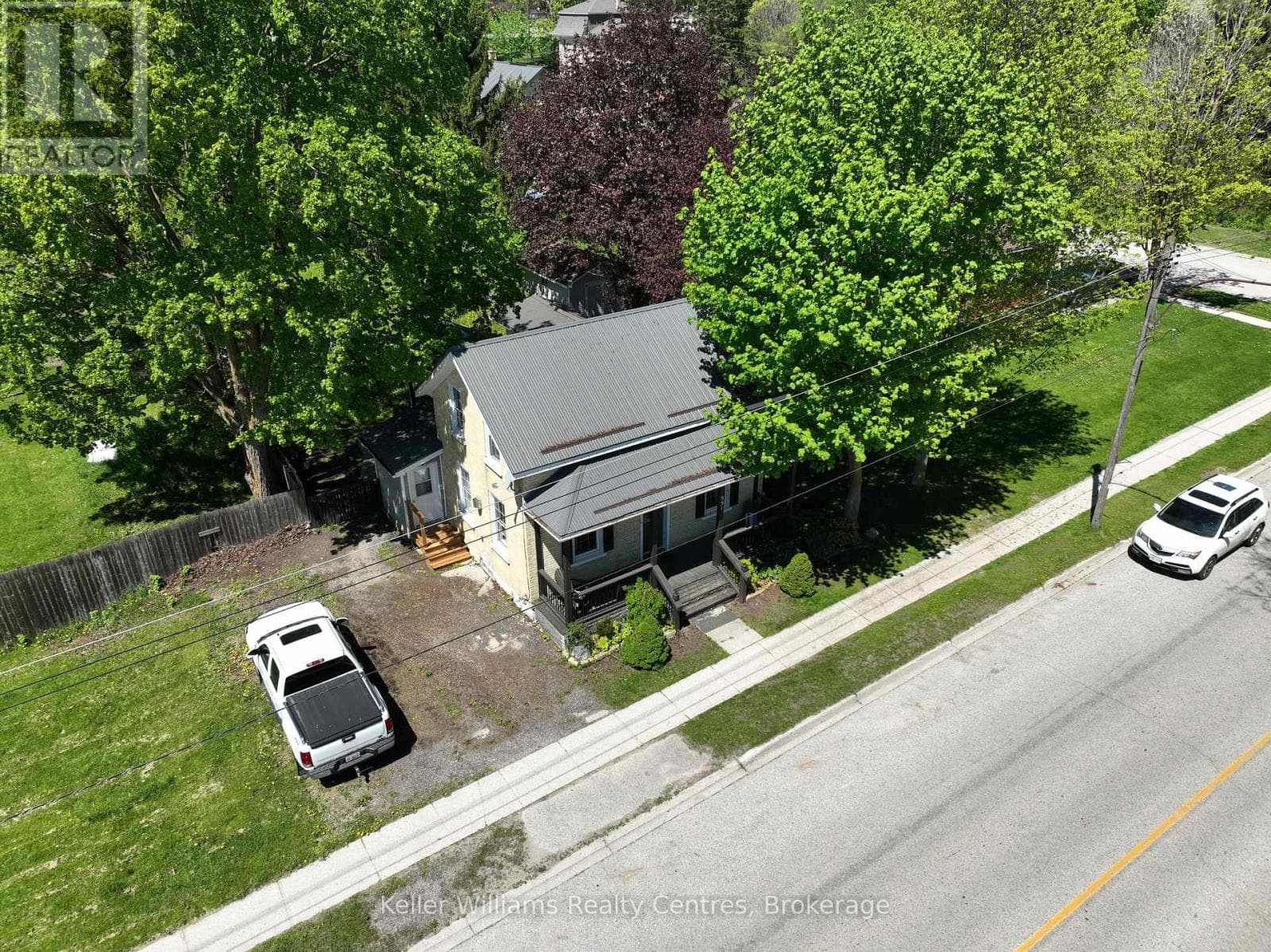551 LOUISA STREET, OnePoint — photo 2