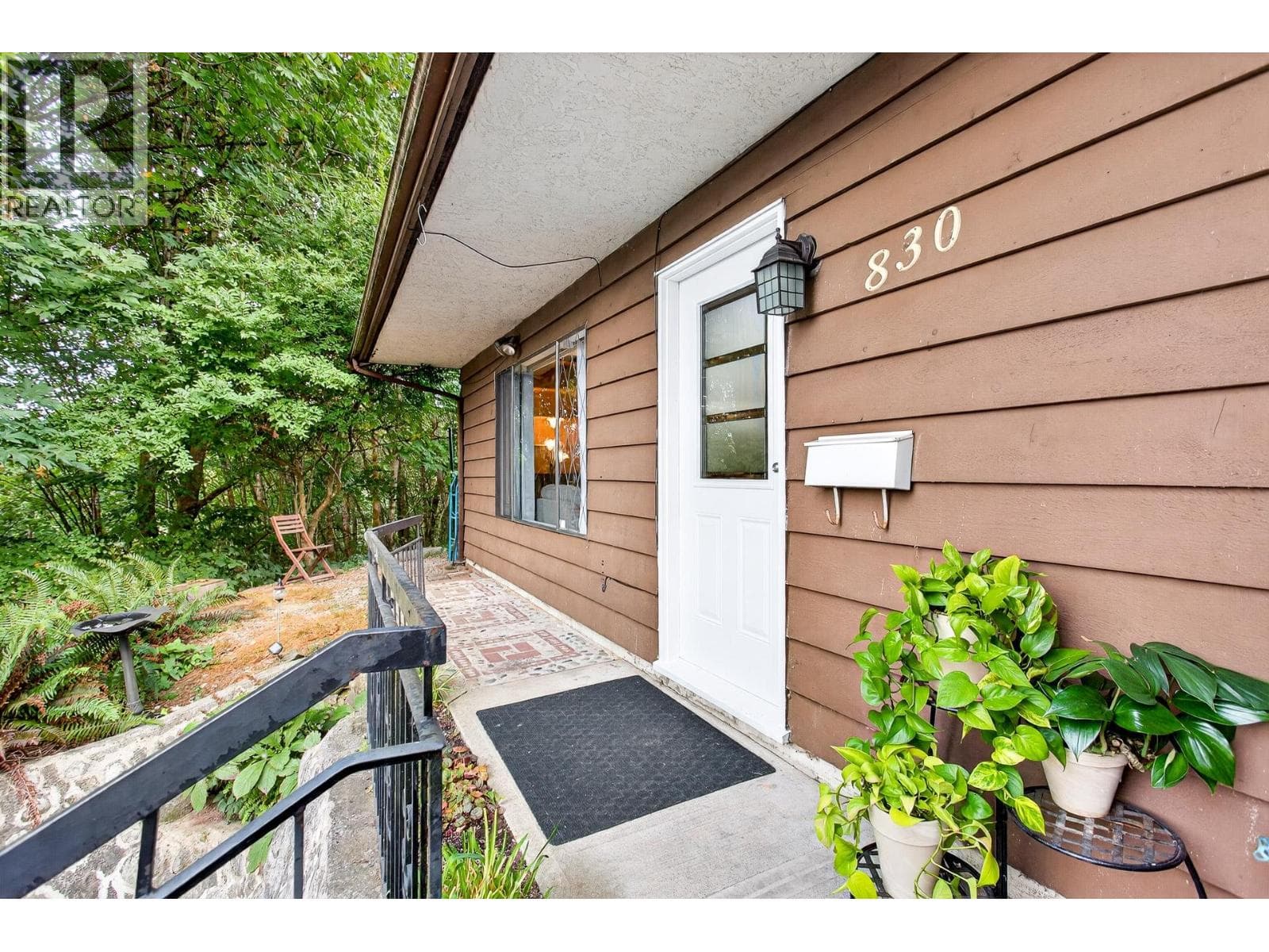 830 INGERSOLL AVENUE, Greater Vancouver — photo 5